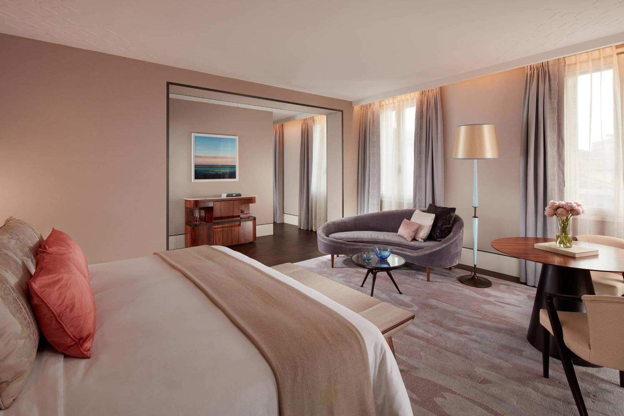 Hotel The St. Regis 5*
