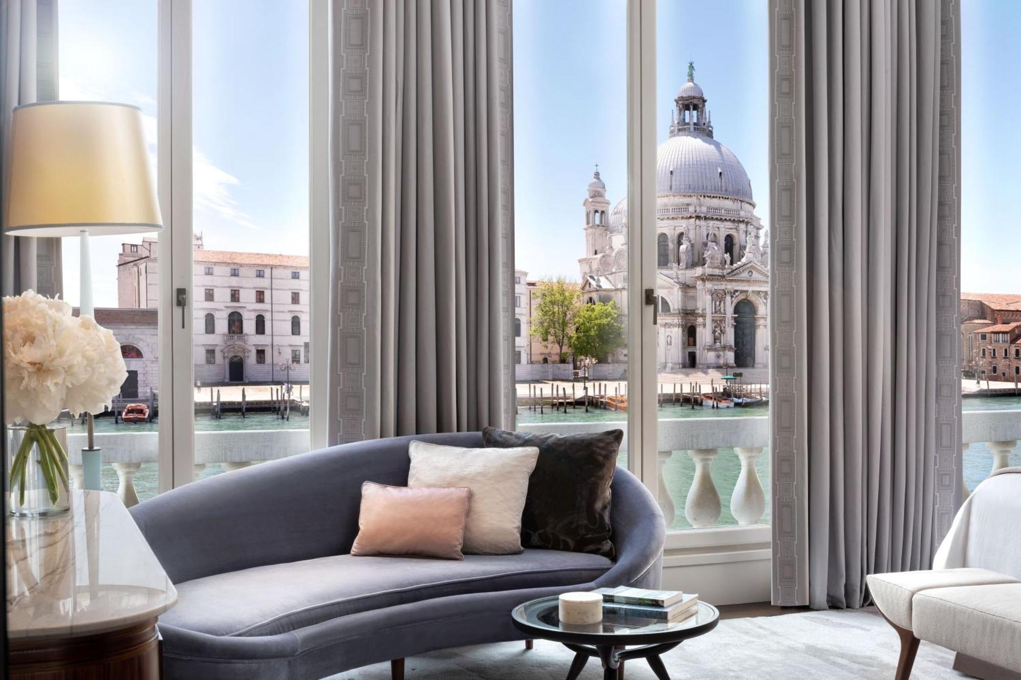 The St. Regis 5*
