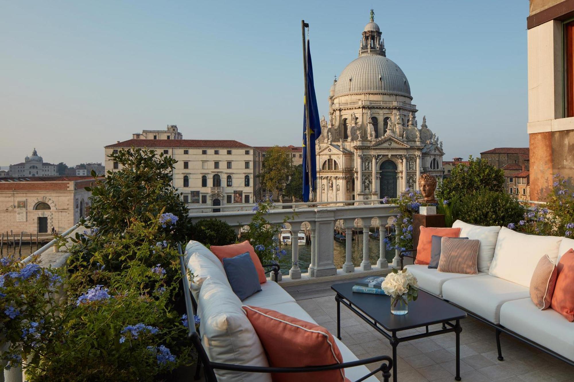 Hotel The St. Regis 5*