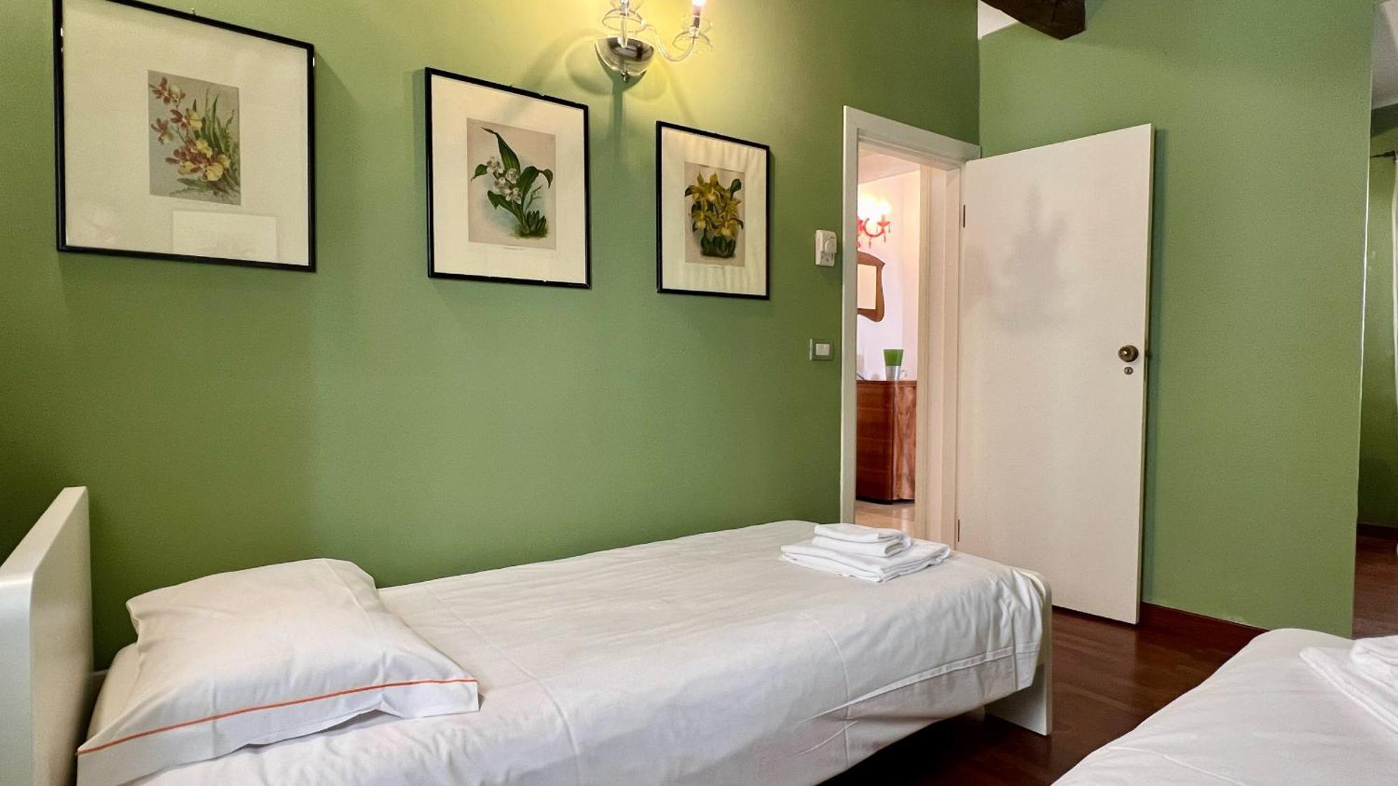 Flowery Apartment *
