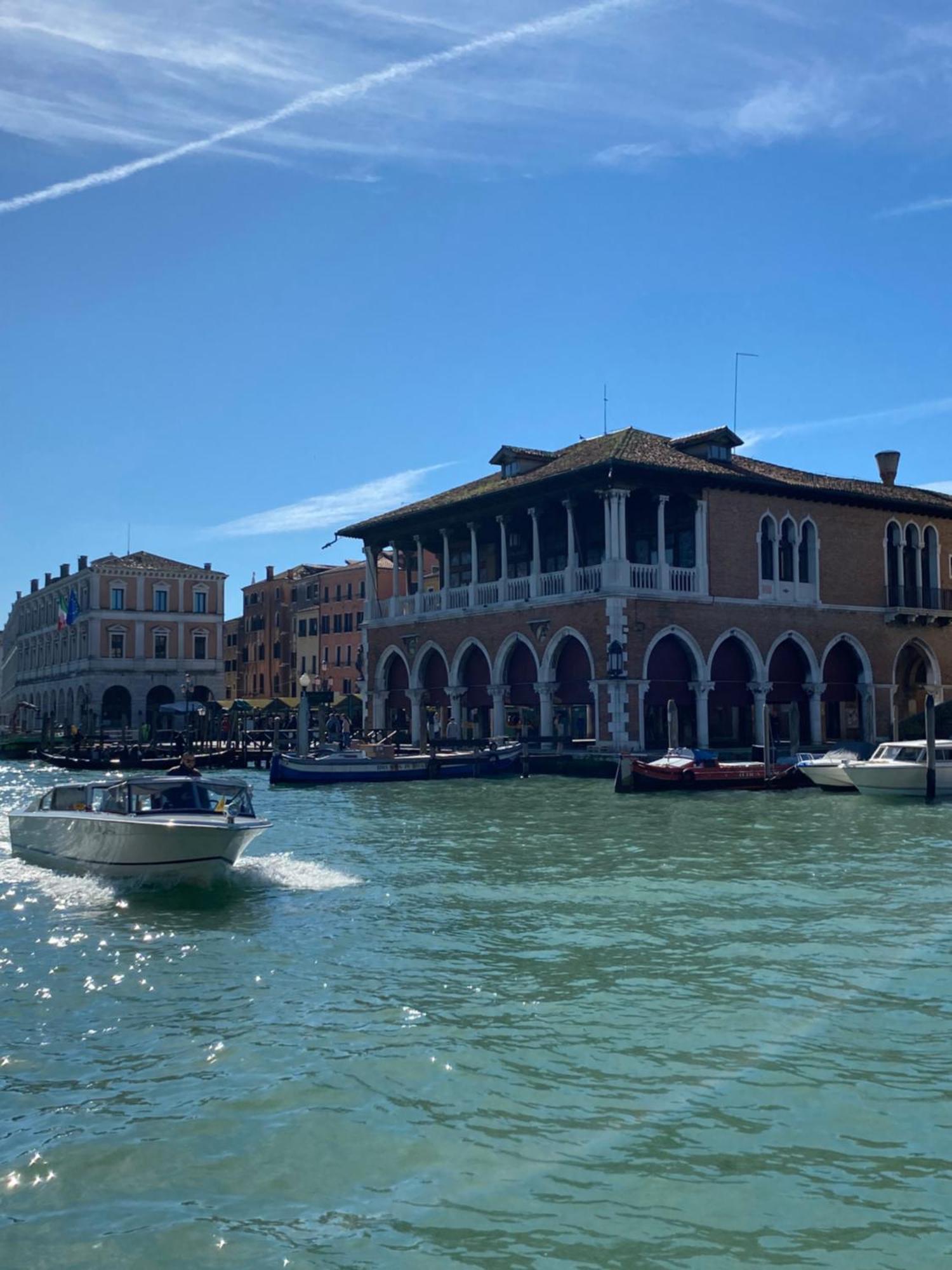 Ve-nice Rialto