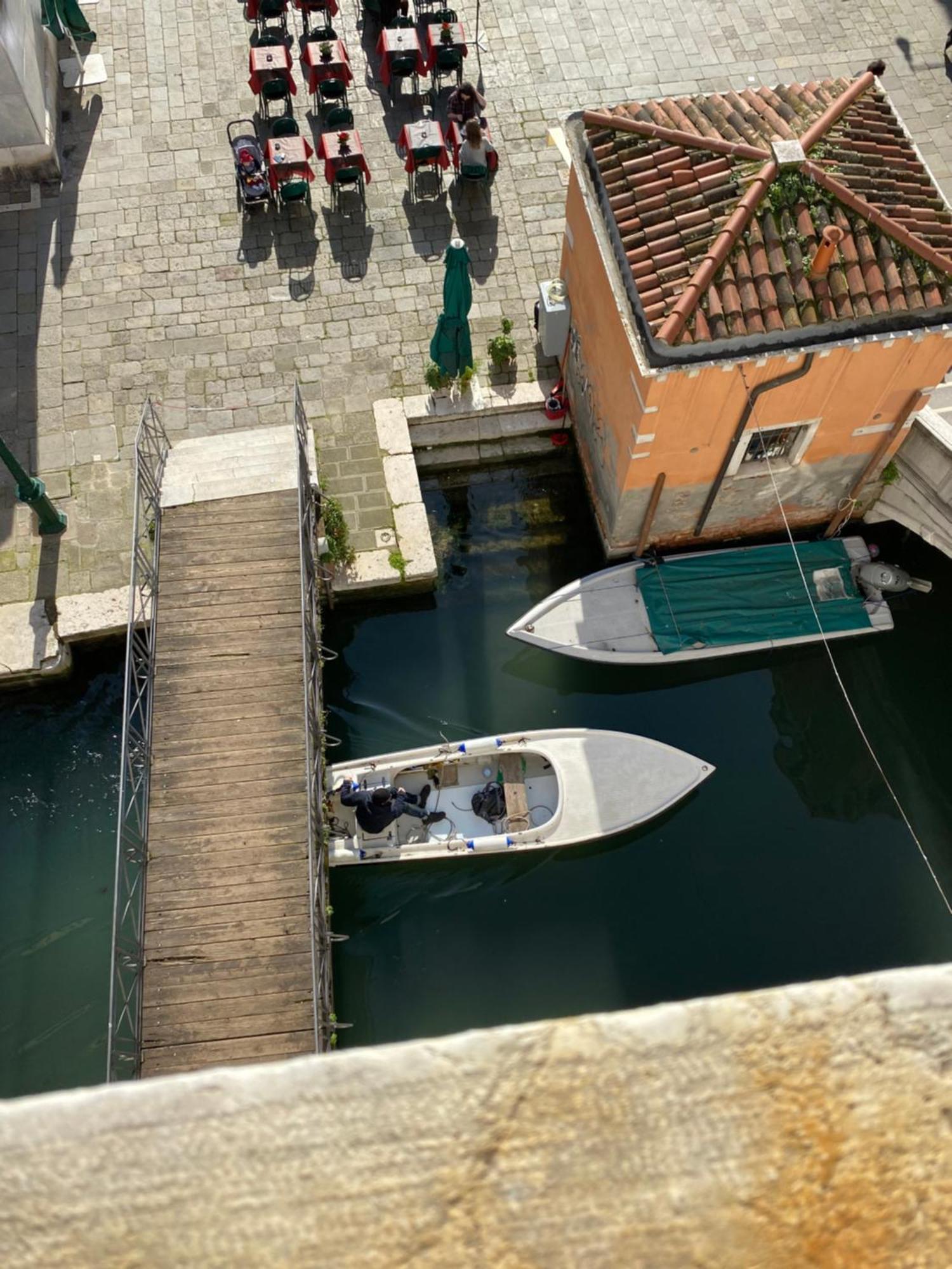 Ve-nice Rialto * Venice
