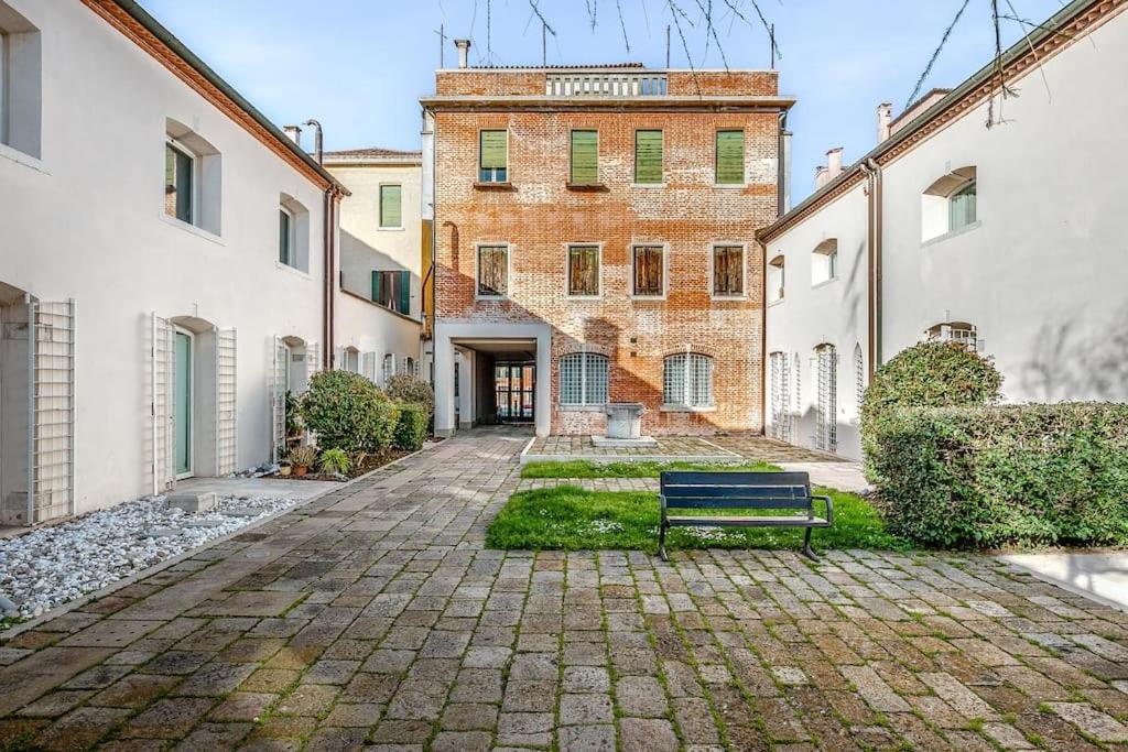 Apartment Three Floors Venice