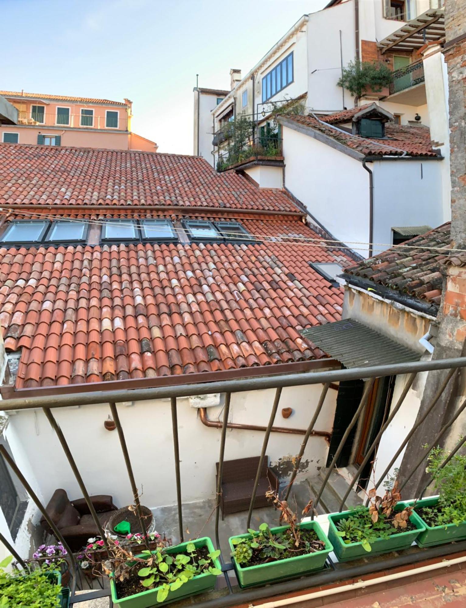 Eagle's Nest * Venice