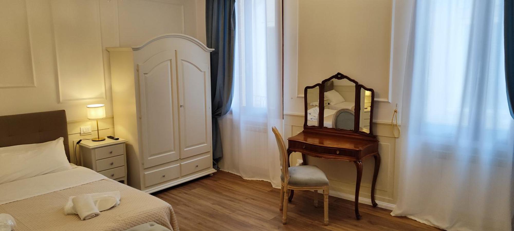 Oliver Apartment