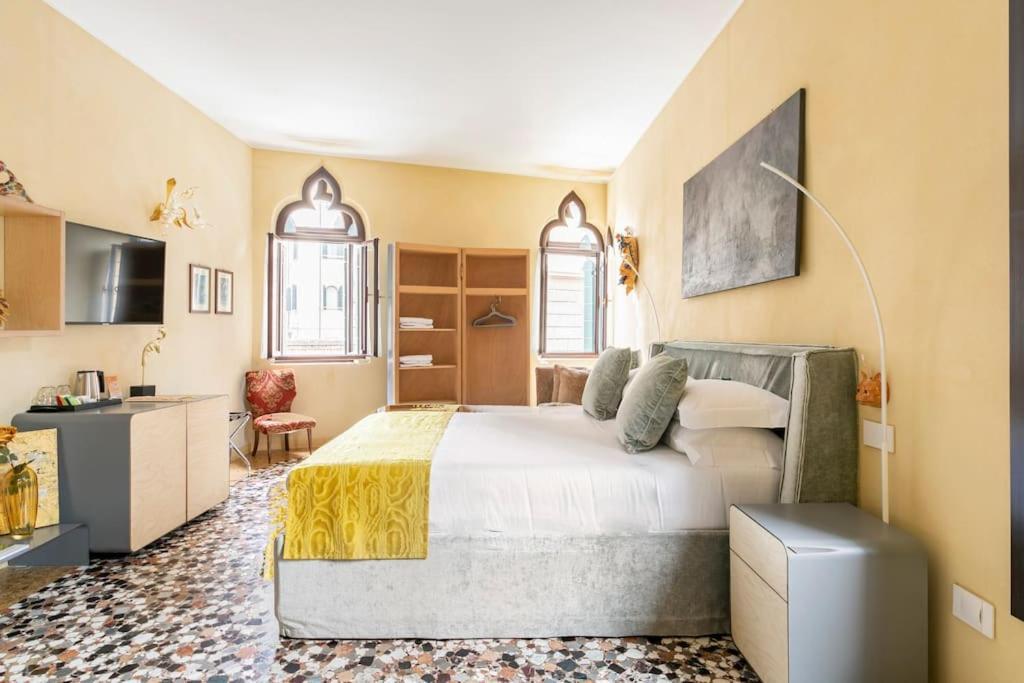 Cinqueteste Luxury 2* Venice