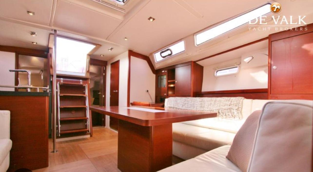 Venice Boat Tour With Aperitif And Music Included On A Sailing Boat Botel Venice