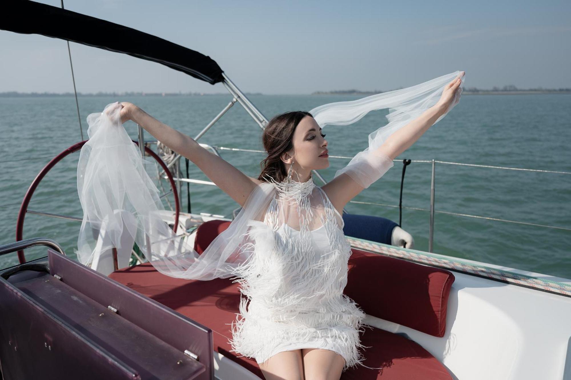 Venice Boat Tour With Aperitif And Music Included On A Sailing Boat Venice