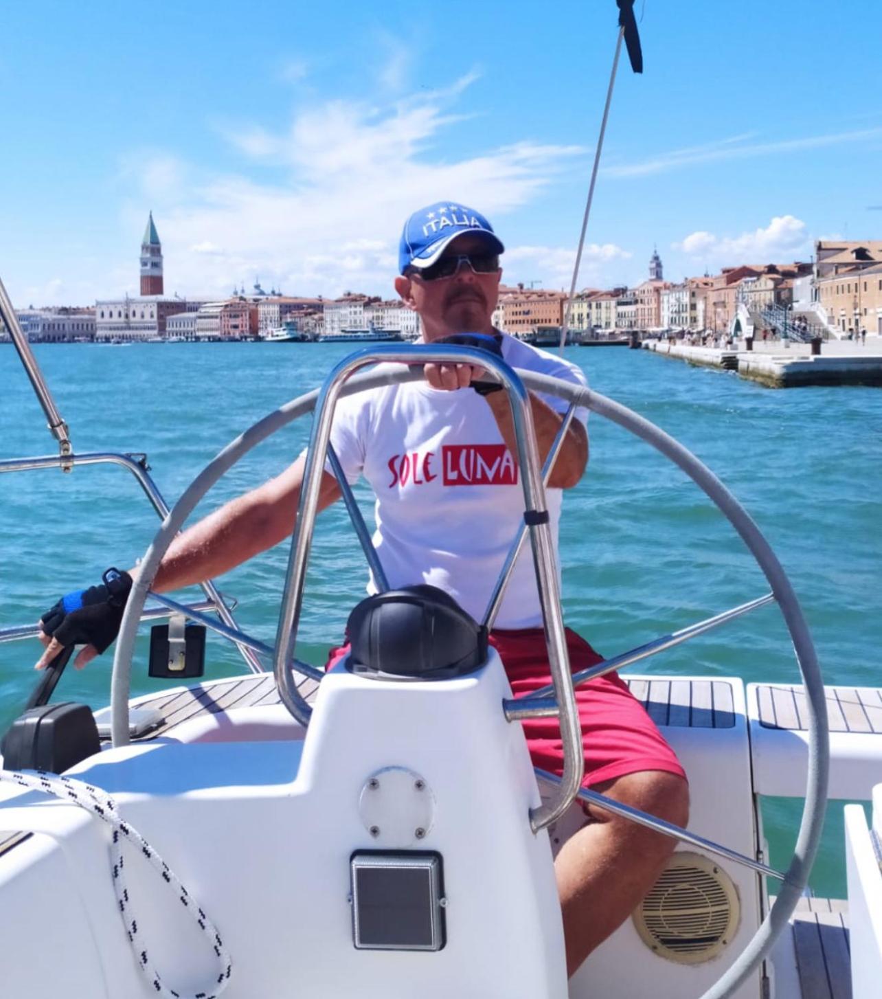 Venice Boat Tour With Aperitif And Music Included On A Sailing Boat Venice