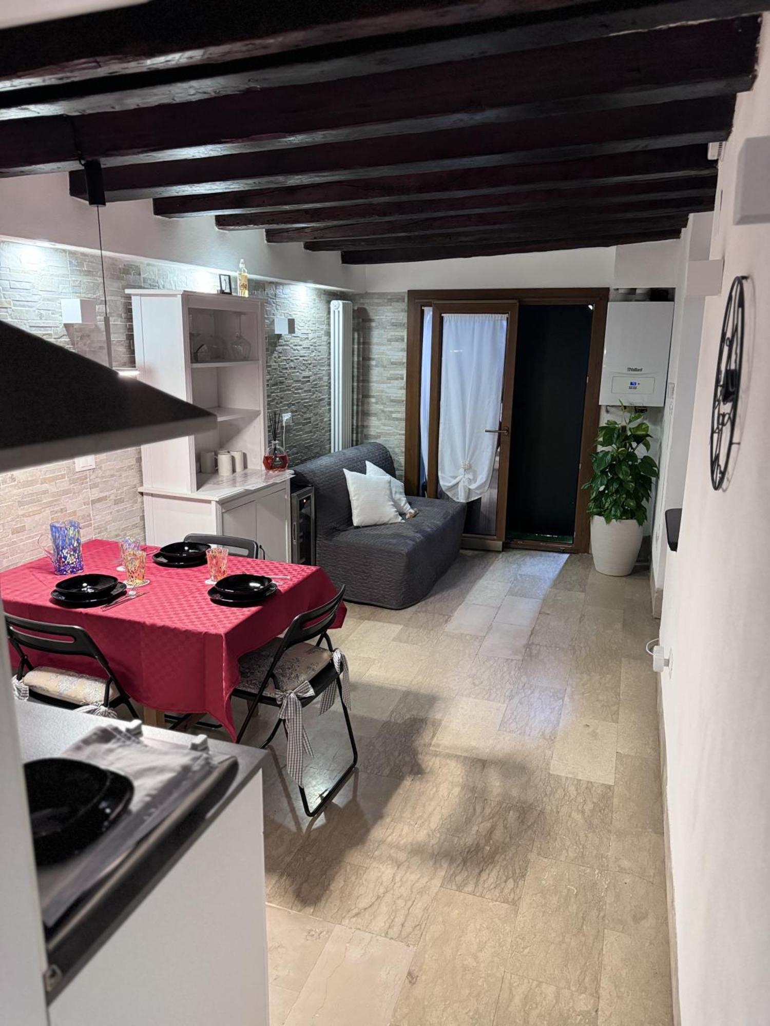 Eden Luxury - Santa Croce Apartment Venice