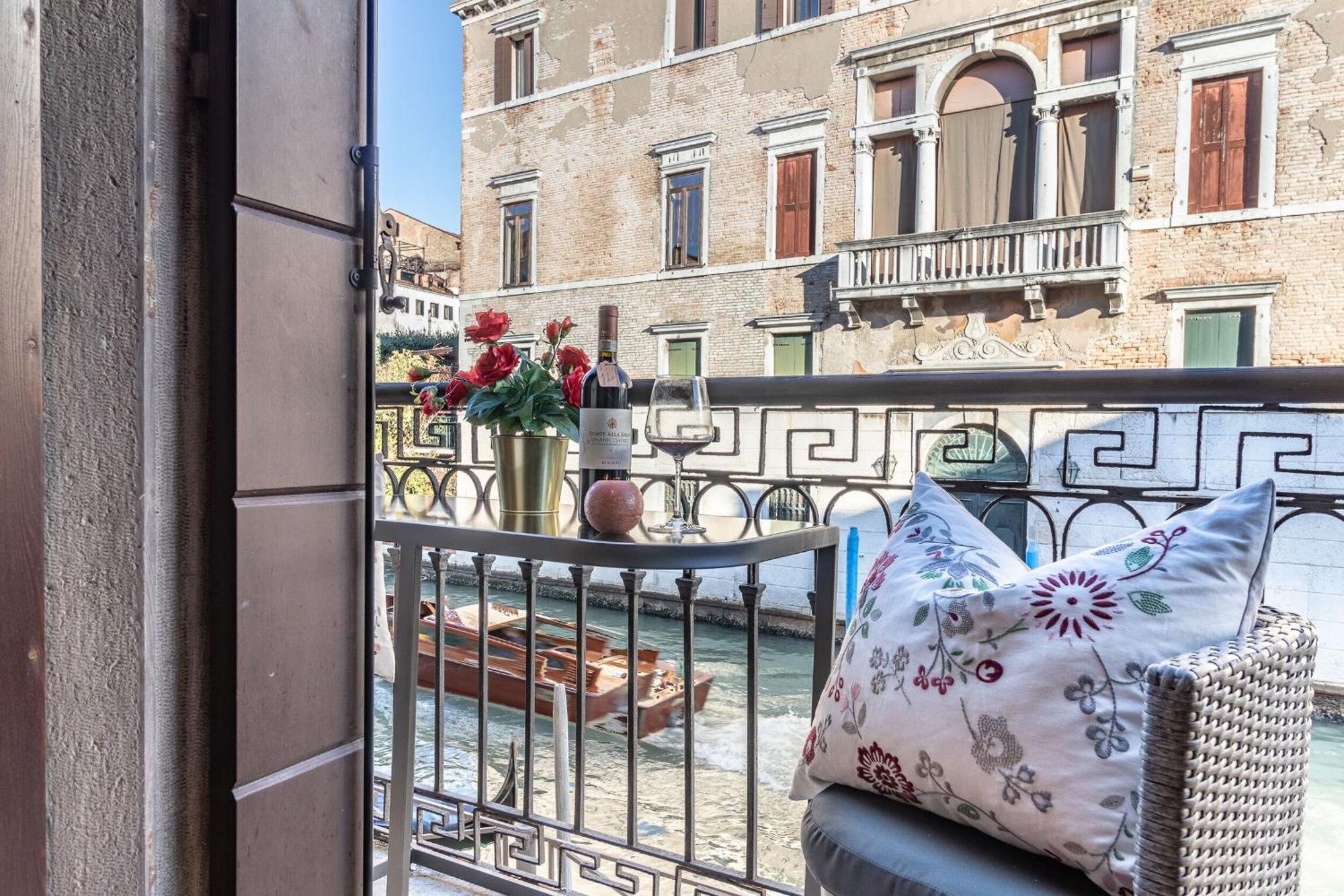 Italian Experience-riva Degli Schiavoni Boutique Apartamento *