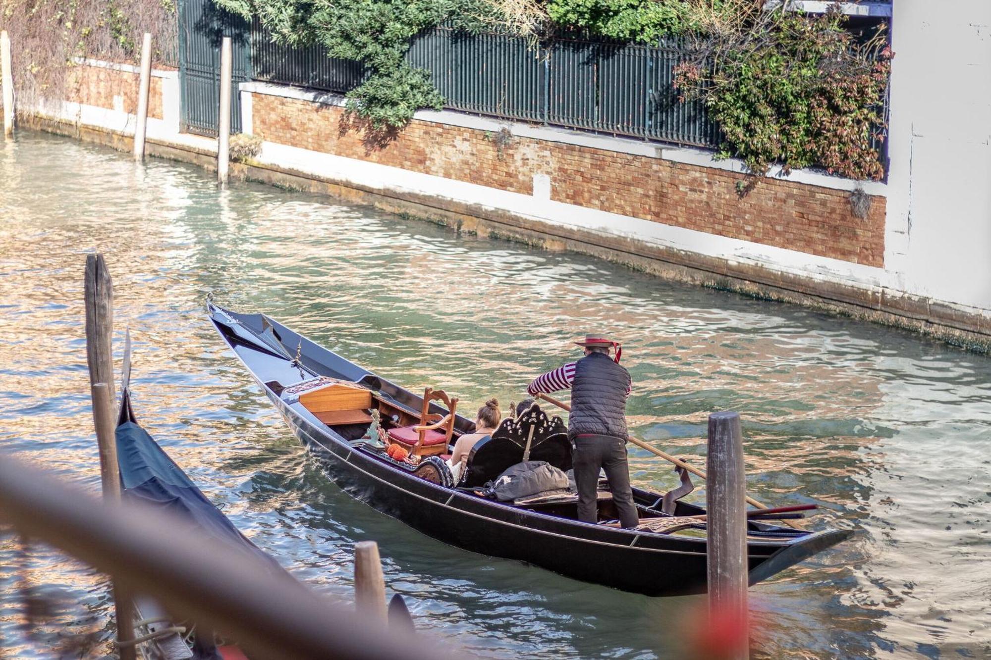 Italian Experience-riva Degli Schiavoni Boutique Apartamento Veneza