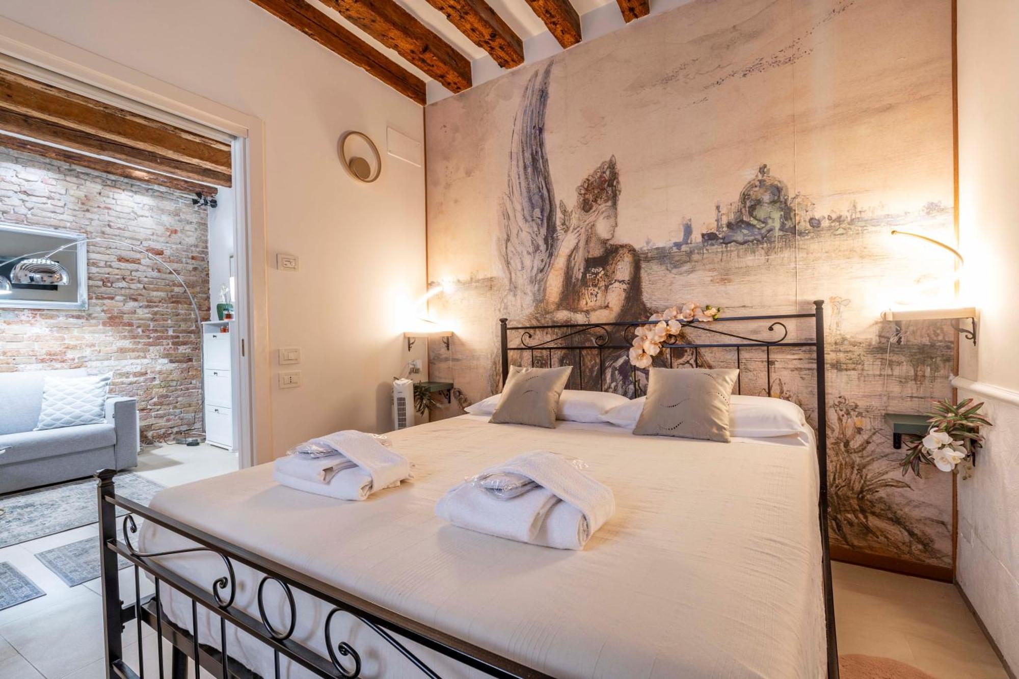 Ca' Pestrin House - San Marco Square *