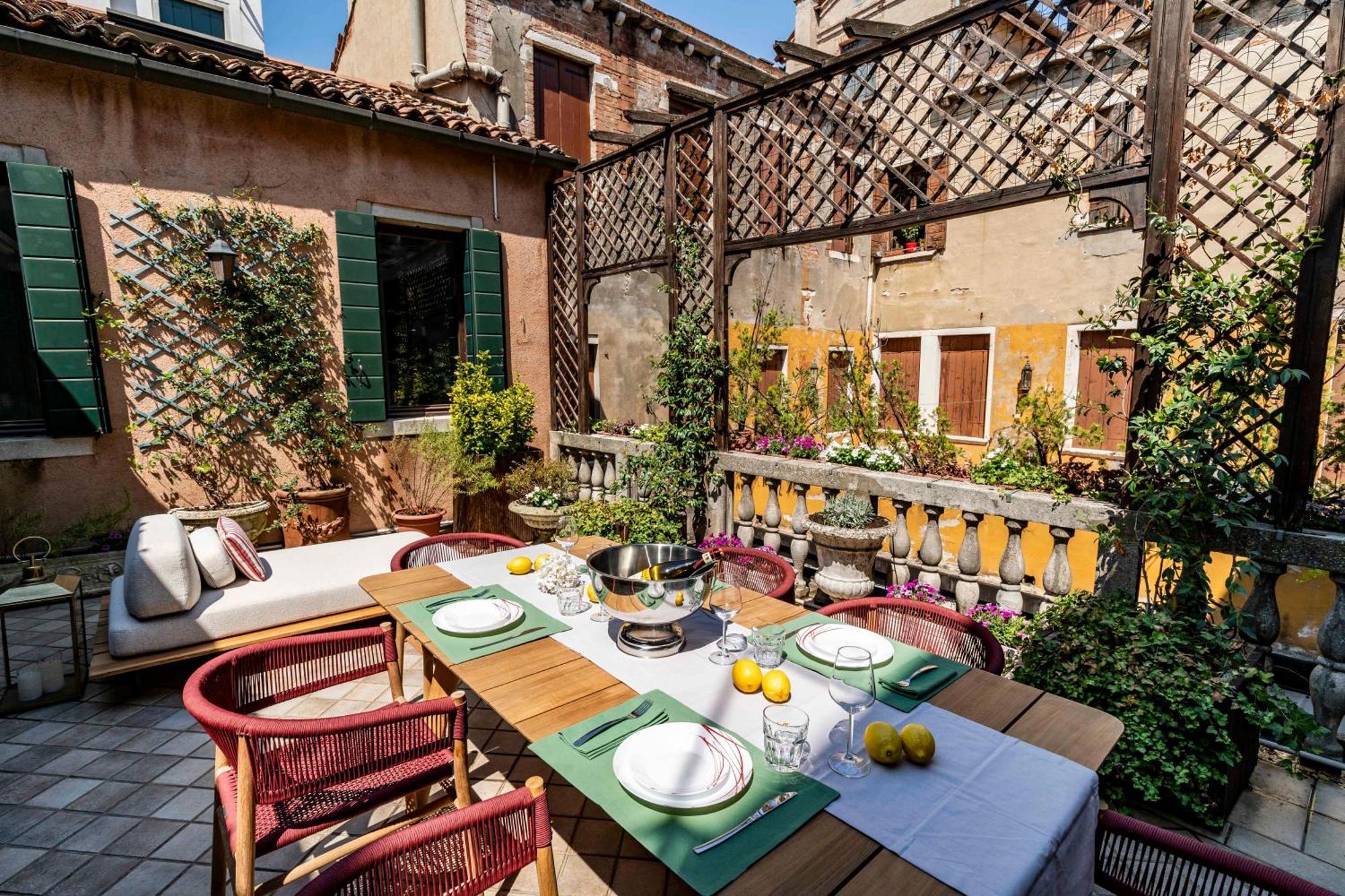 San Barnaba Palace R&r Appartamento
