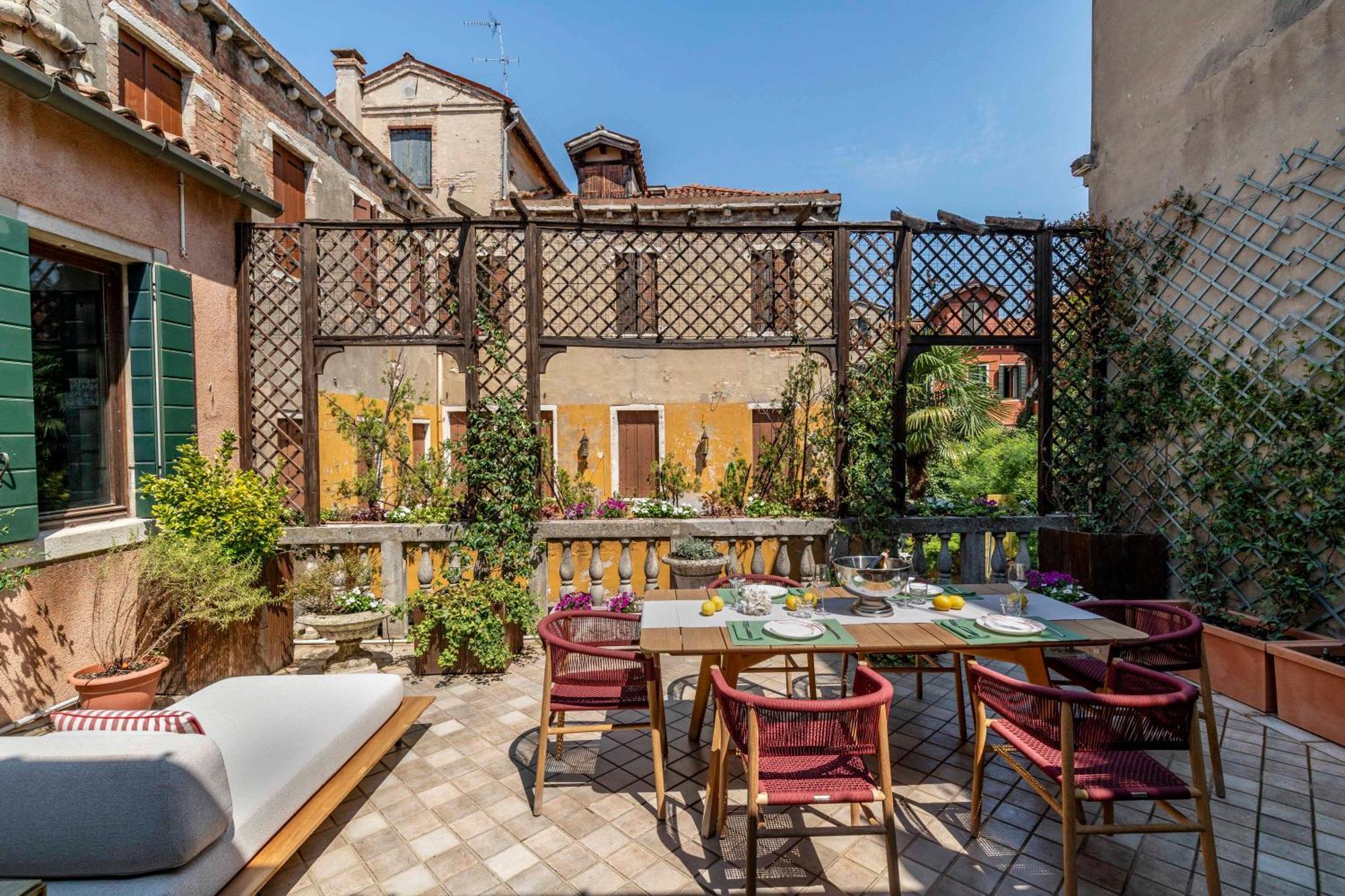 San Barnaba Palace R&r Appartamento