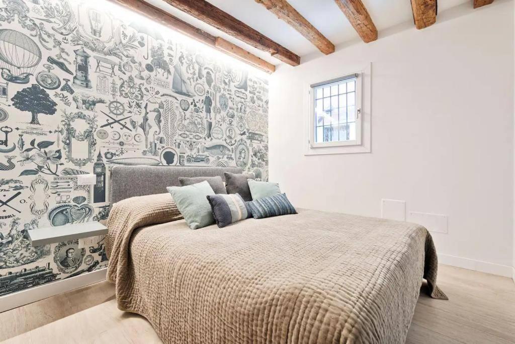 Delightful Ca' D'oro Apartment