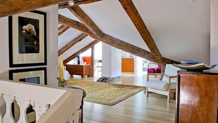 Charming Nest In The Heart Of 'san Polo' Veneza