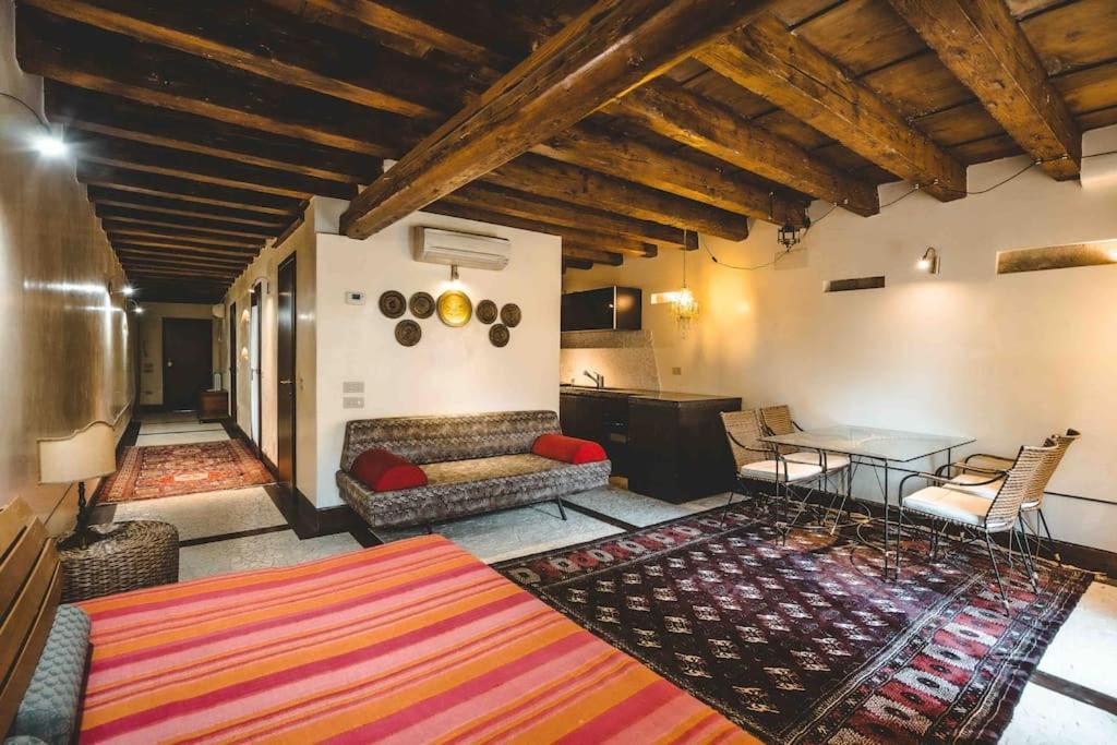 Raphael's Garden House Venice