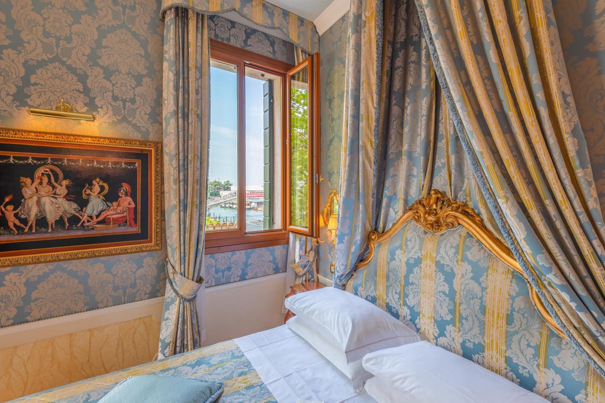 Canal Grande Hotel