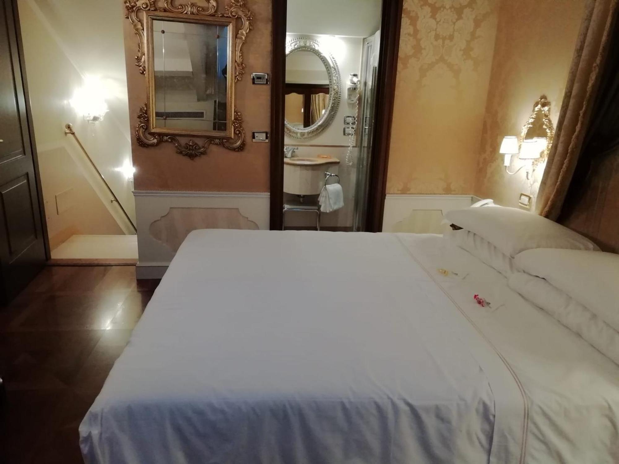Canal Grande Hotel 4*