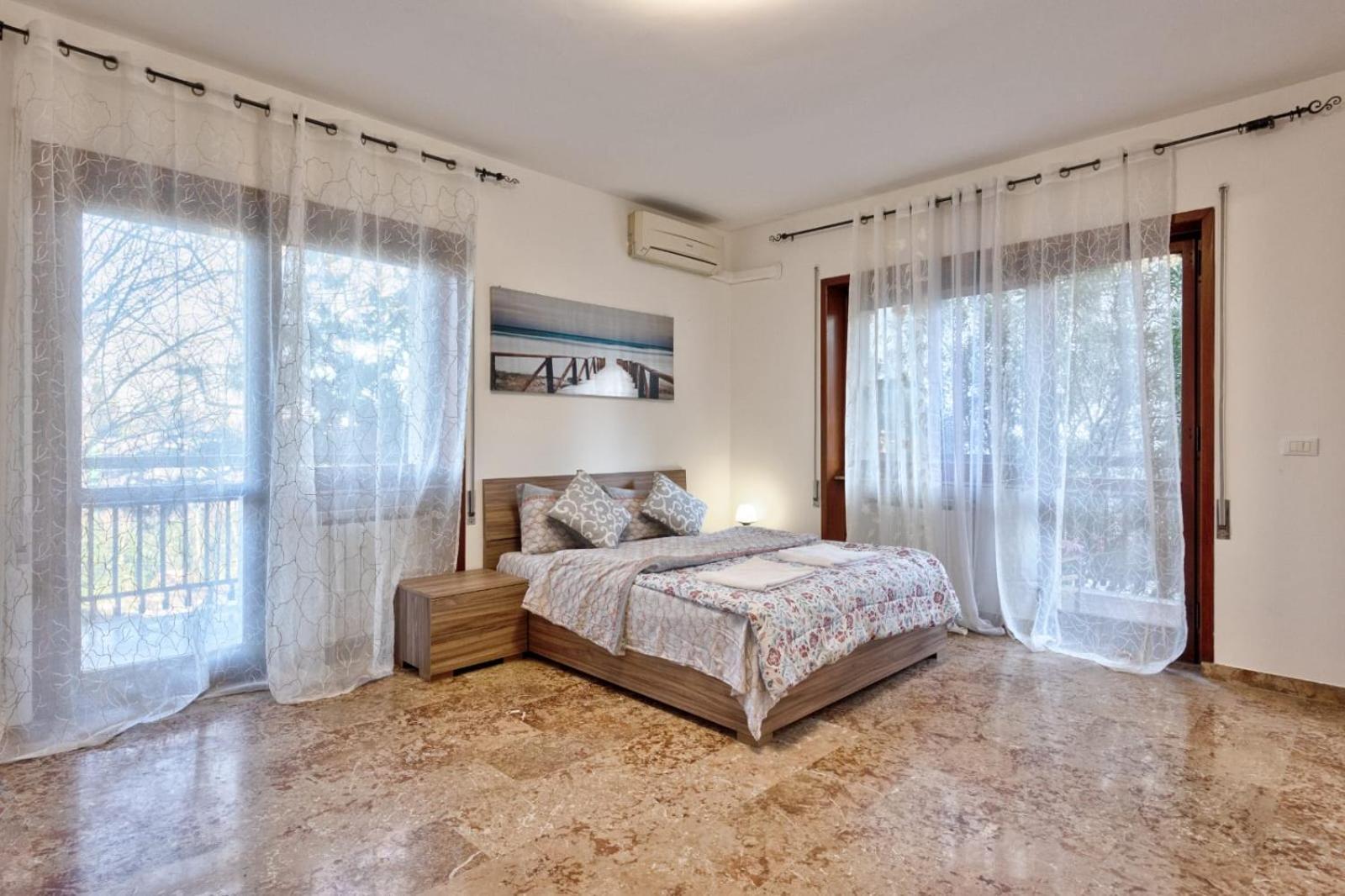 Guest house Cozy & *