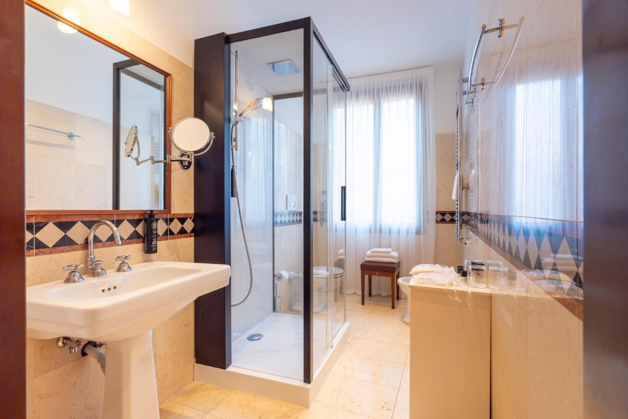 Hotel Al Ponte Dei Sospiri Venice
