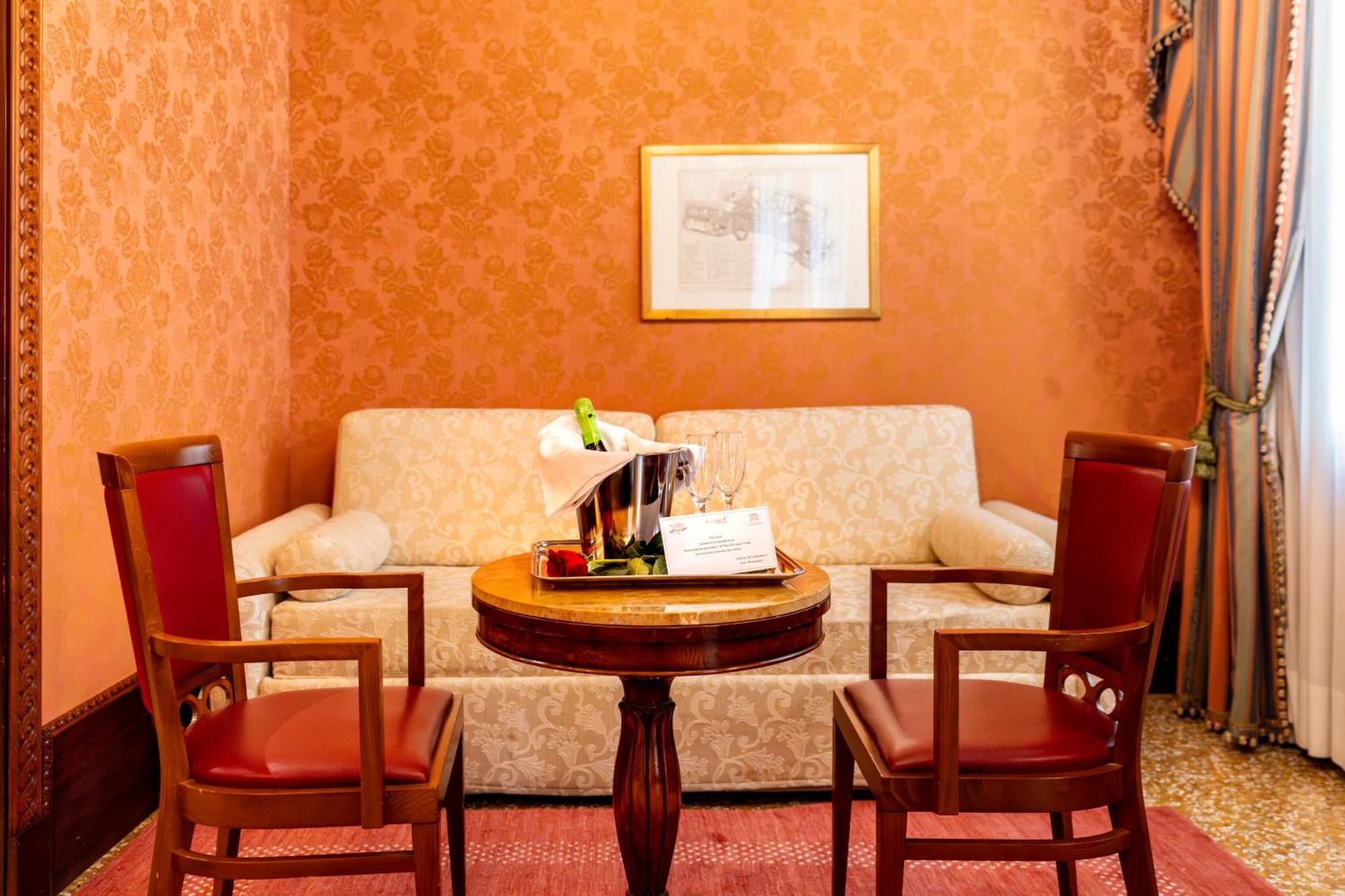 Hotel Al Ponte Dei Sospiri