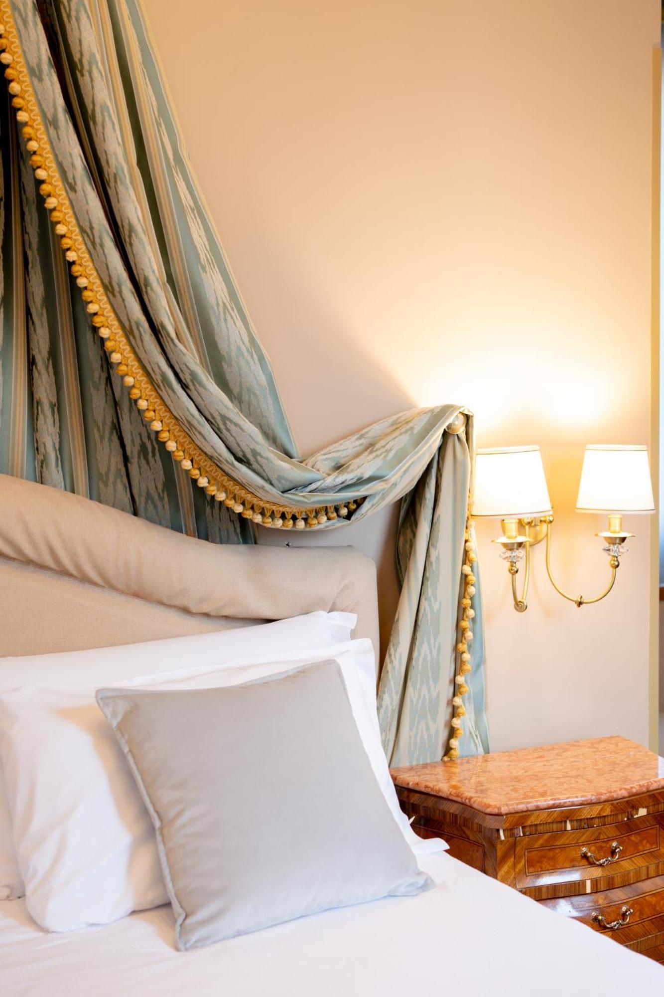 Hotel Al Ponte Dei Sospiri