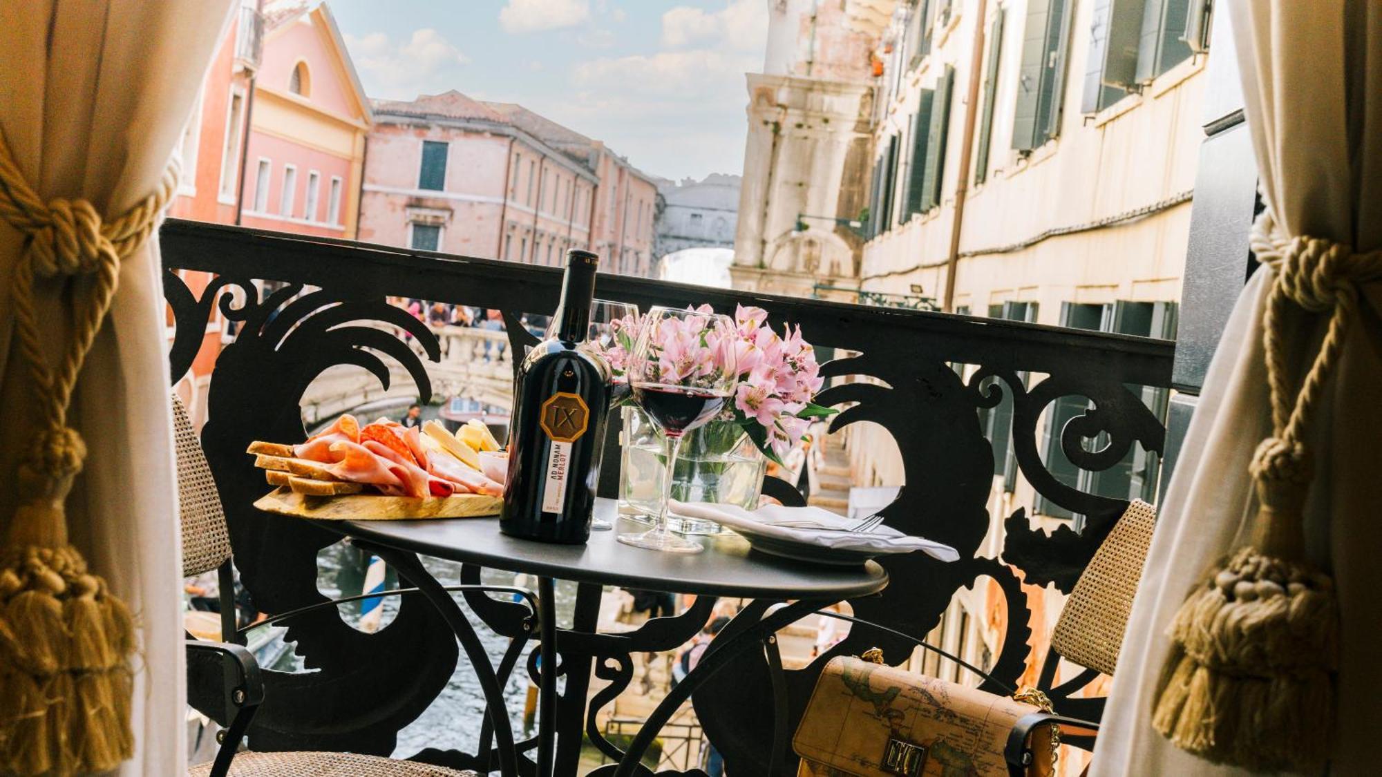 Al Ponte Dei Sospiri Hotel Venice