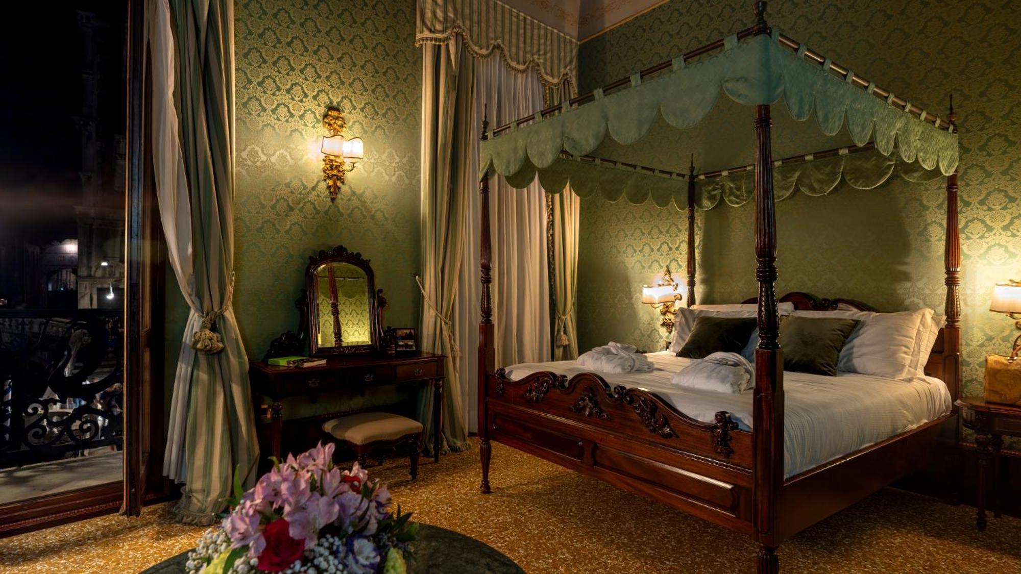 Al Ponte Dei Sospiri Hotel