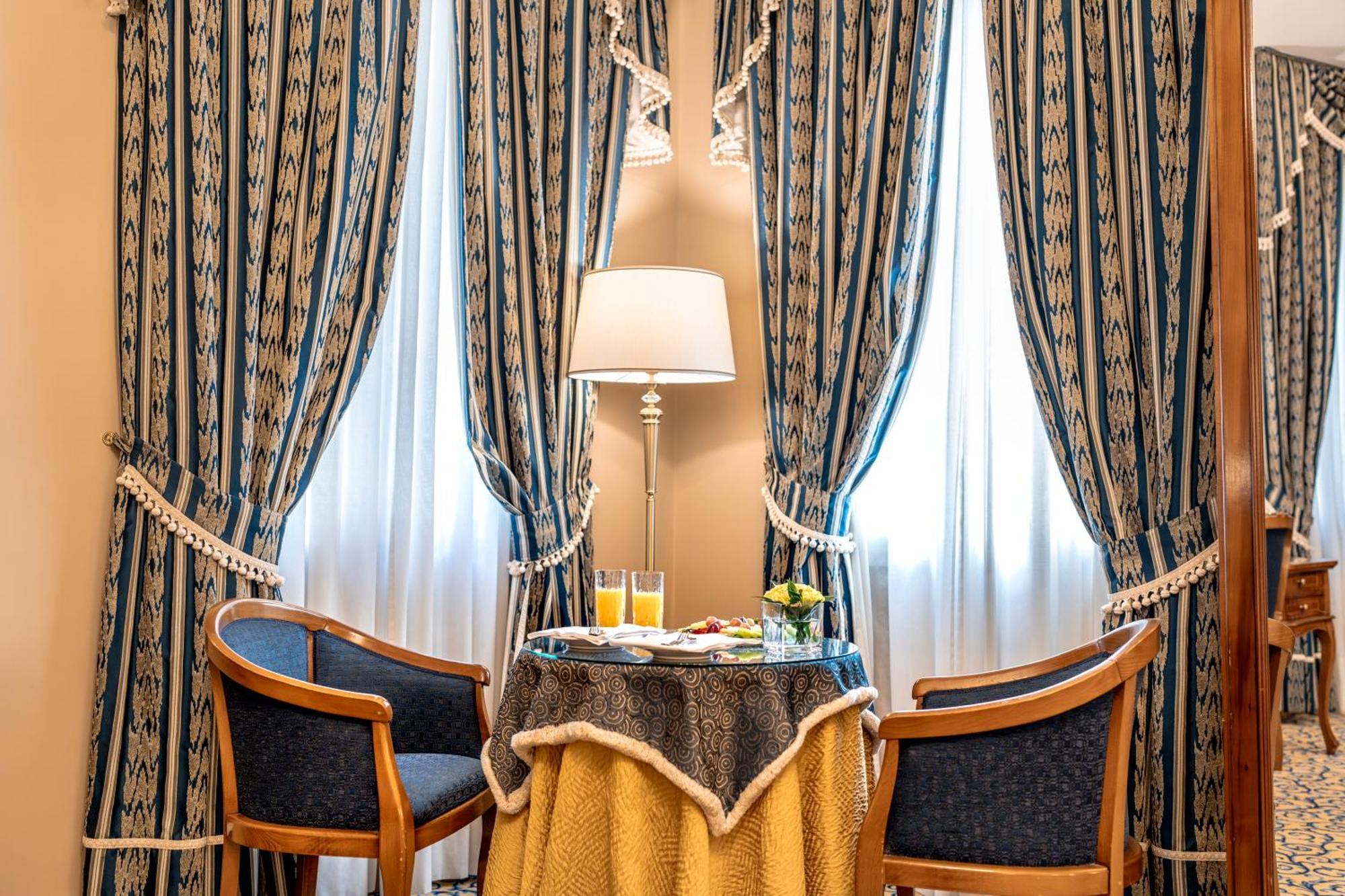 Al Ponte Dei Sospiri Hotel