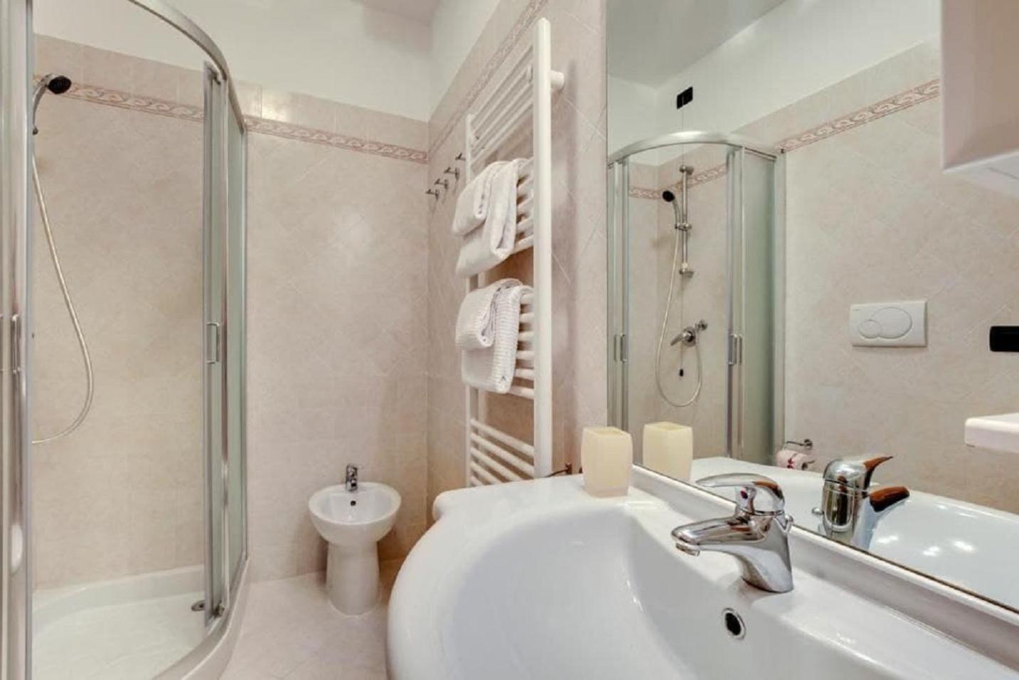 5 Min Away From Biennale Apartment *