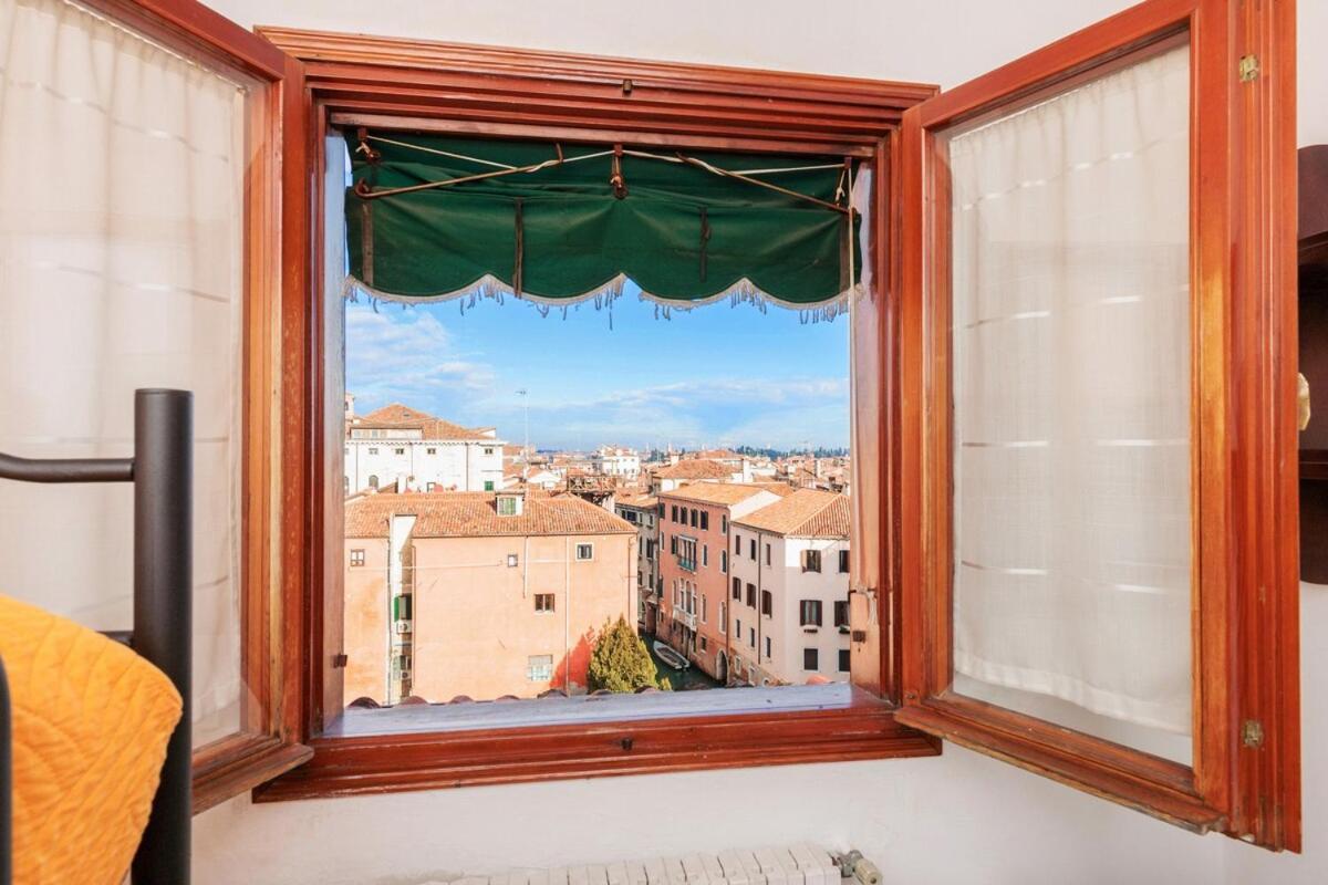 View In Venice! Charming With Private Roof Terrace Apartment
