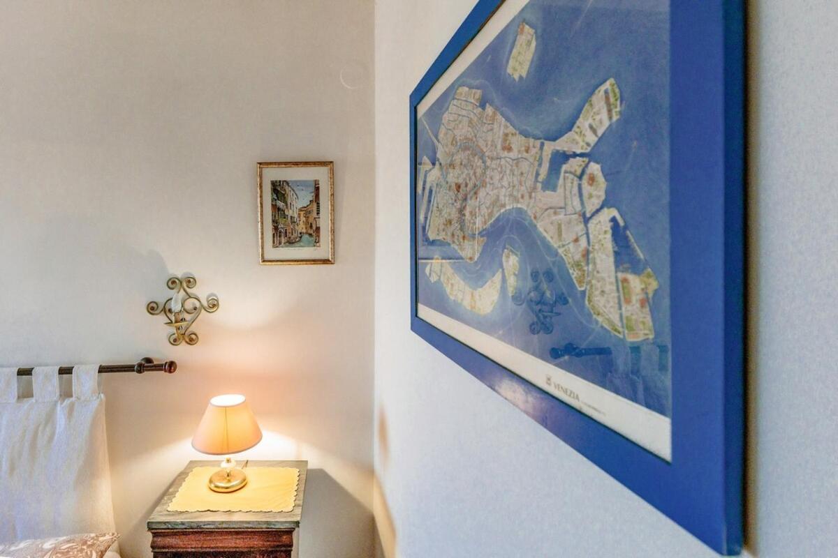 Apartment View In Venice! Charming With Private Roof Terrace