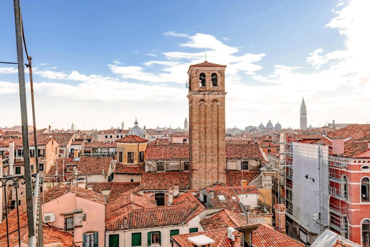 Apartment View In Venice! Charming With Private Roof Terrace *