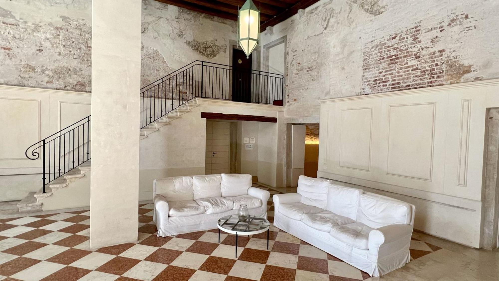 Vendramin Canal View Apartment Venice