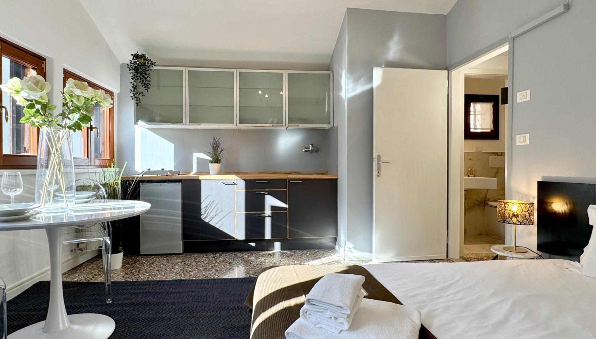 Apartment Surian