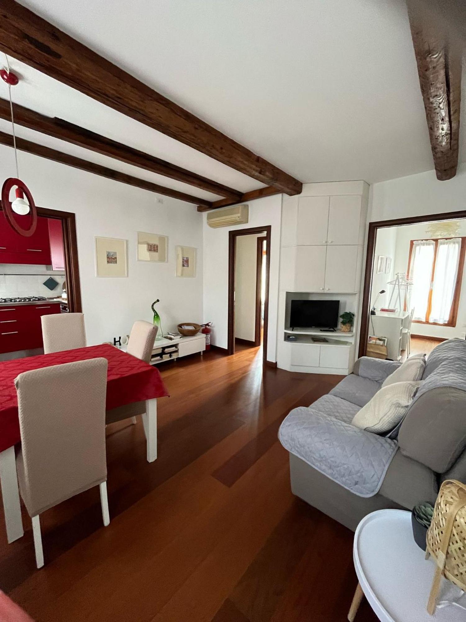 Apartment Biennale Giardini Ca Del Bianco 3 E Ca Del Bianco 4 *