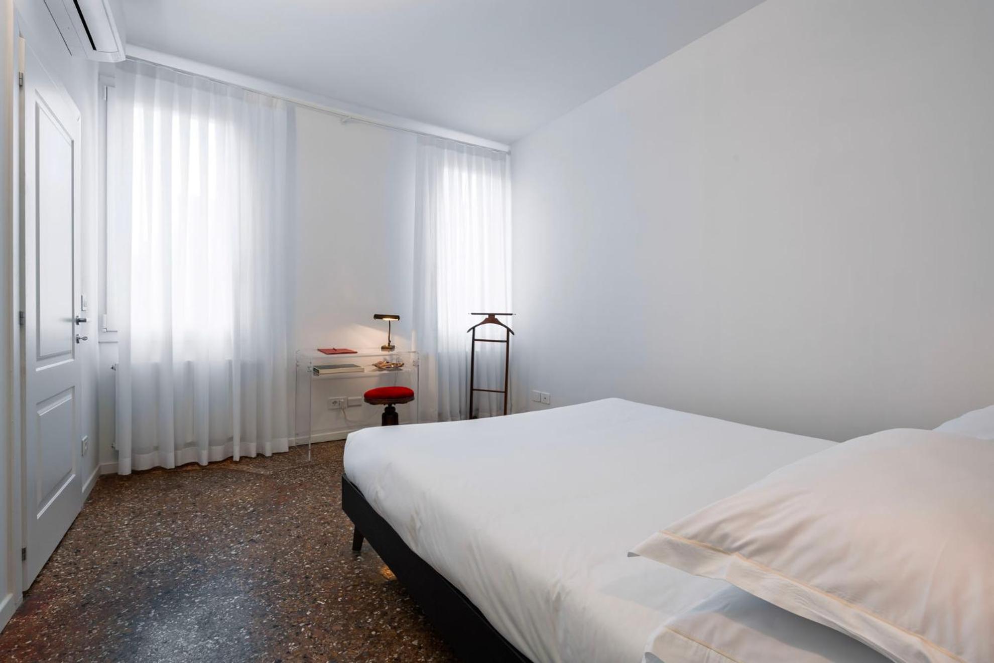 Venetian Alcove Apartment Venice