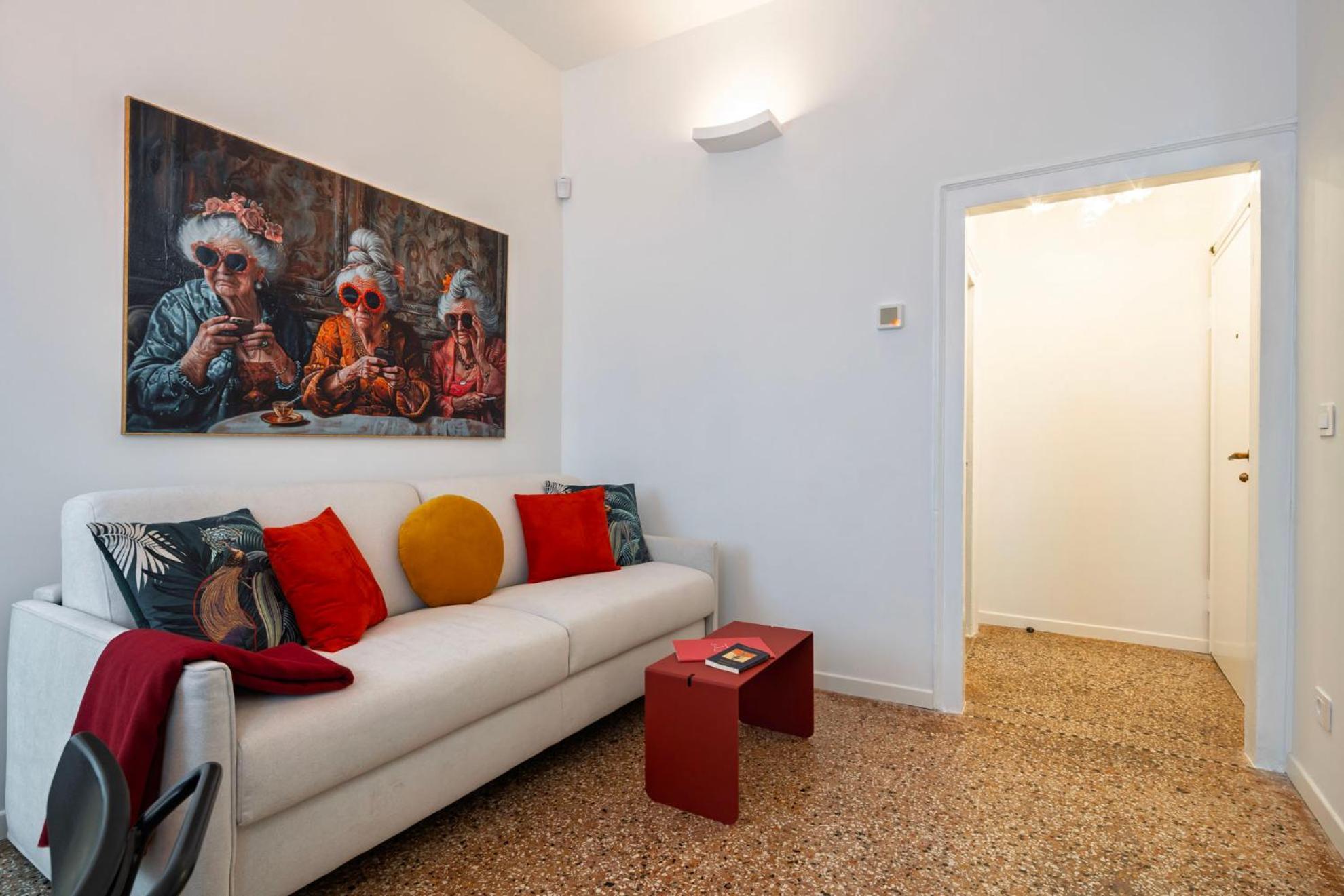 Venetian Alcove Venice