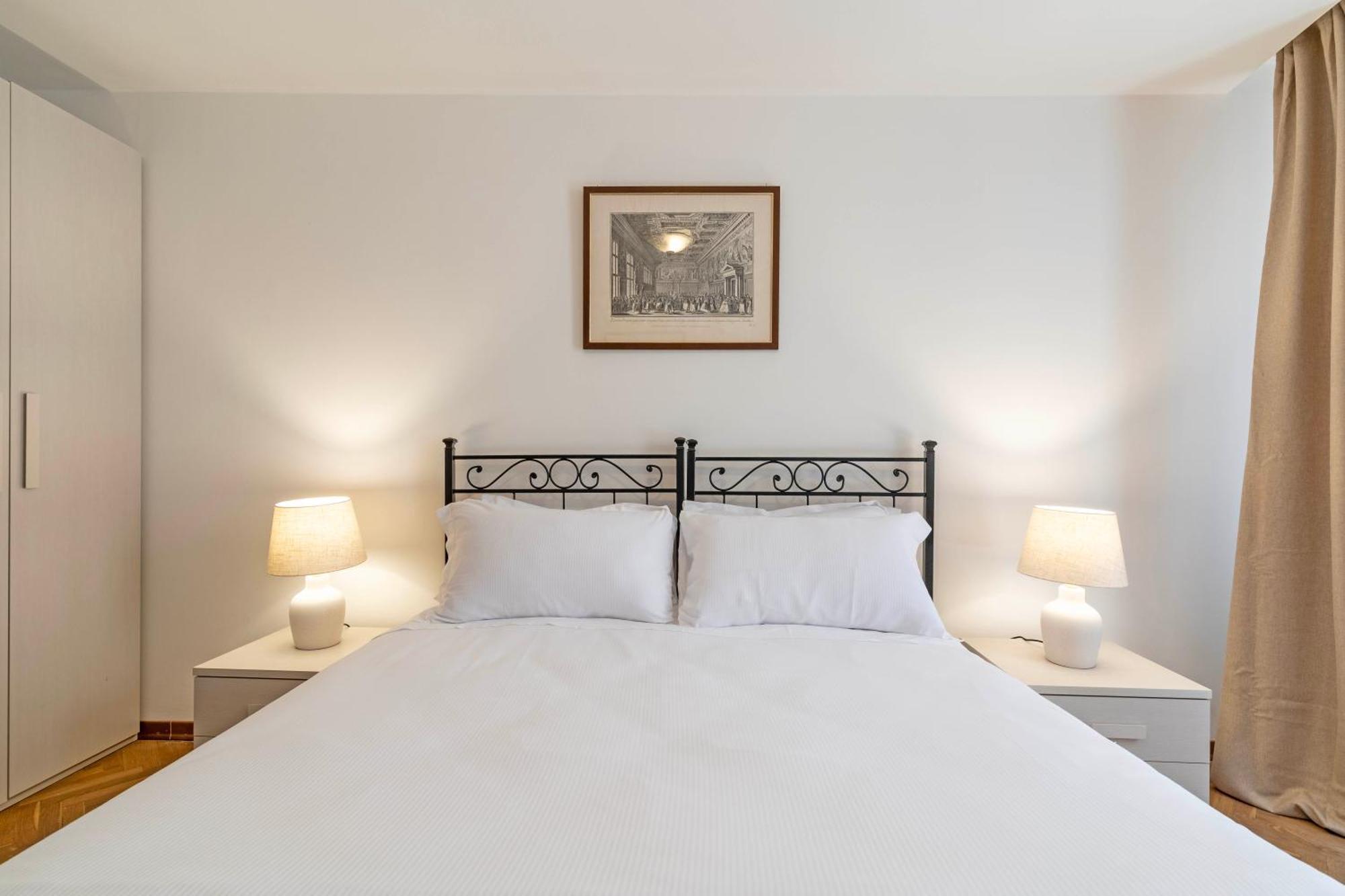 Apartment Torre Dell'orologio By Bricola Venice