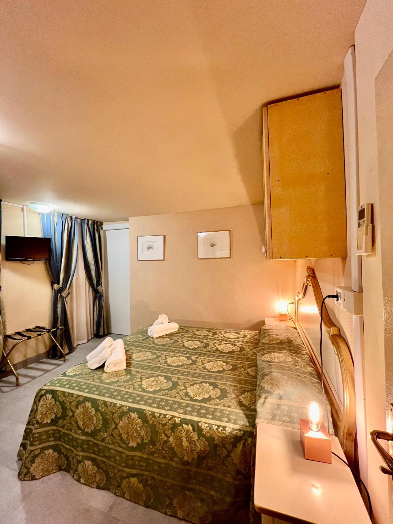 Guest house San Marcuola - Private In *