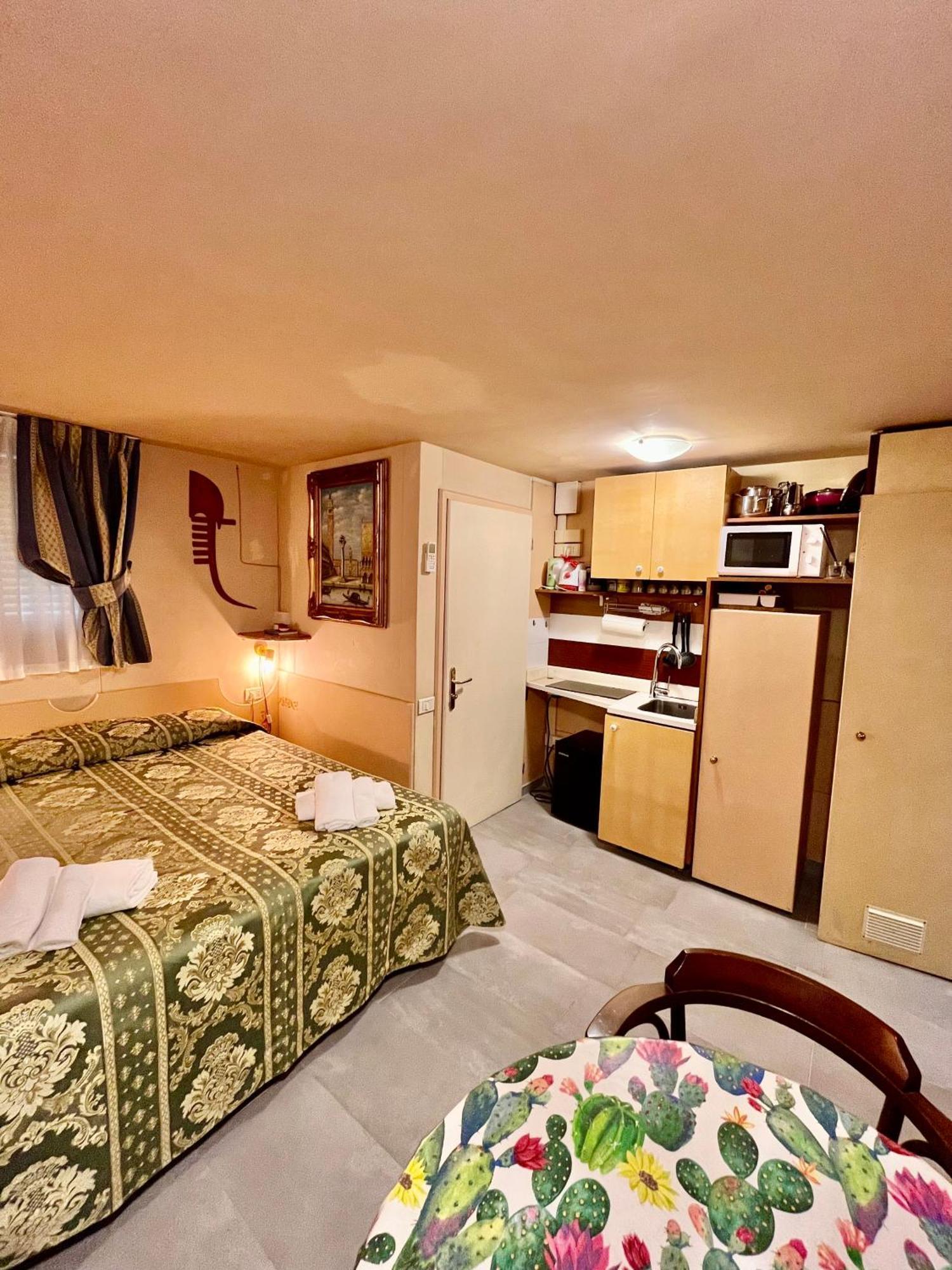 San Marcuola - Private In Guest house
