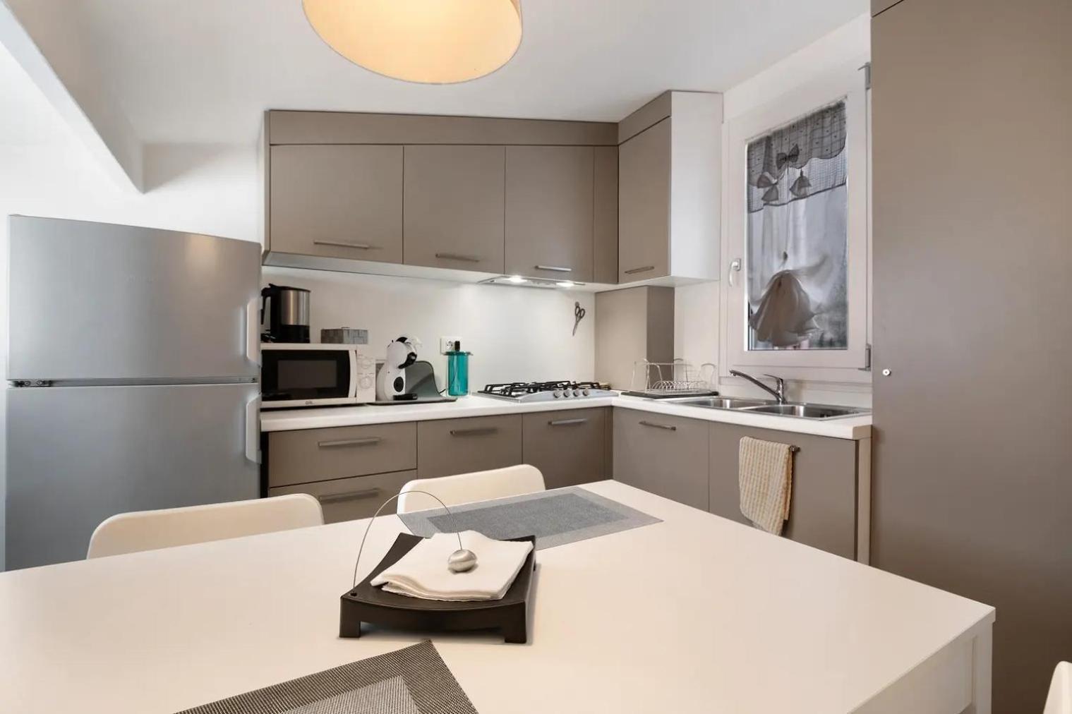Residenza Tiziana Apartamento *