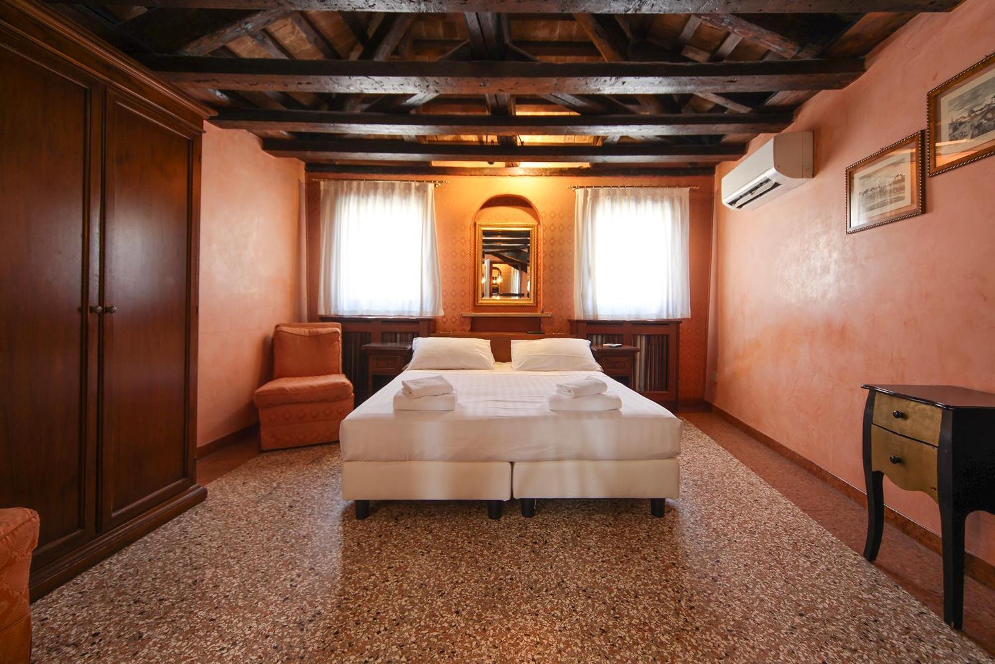 Antica 3* Venice