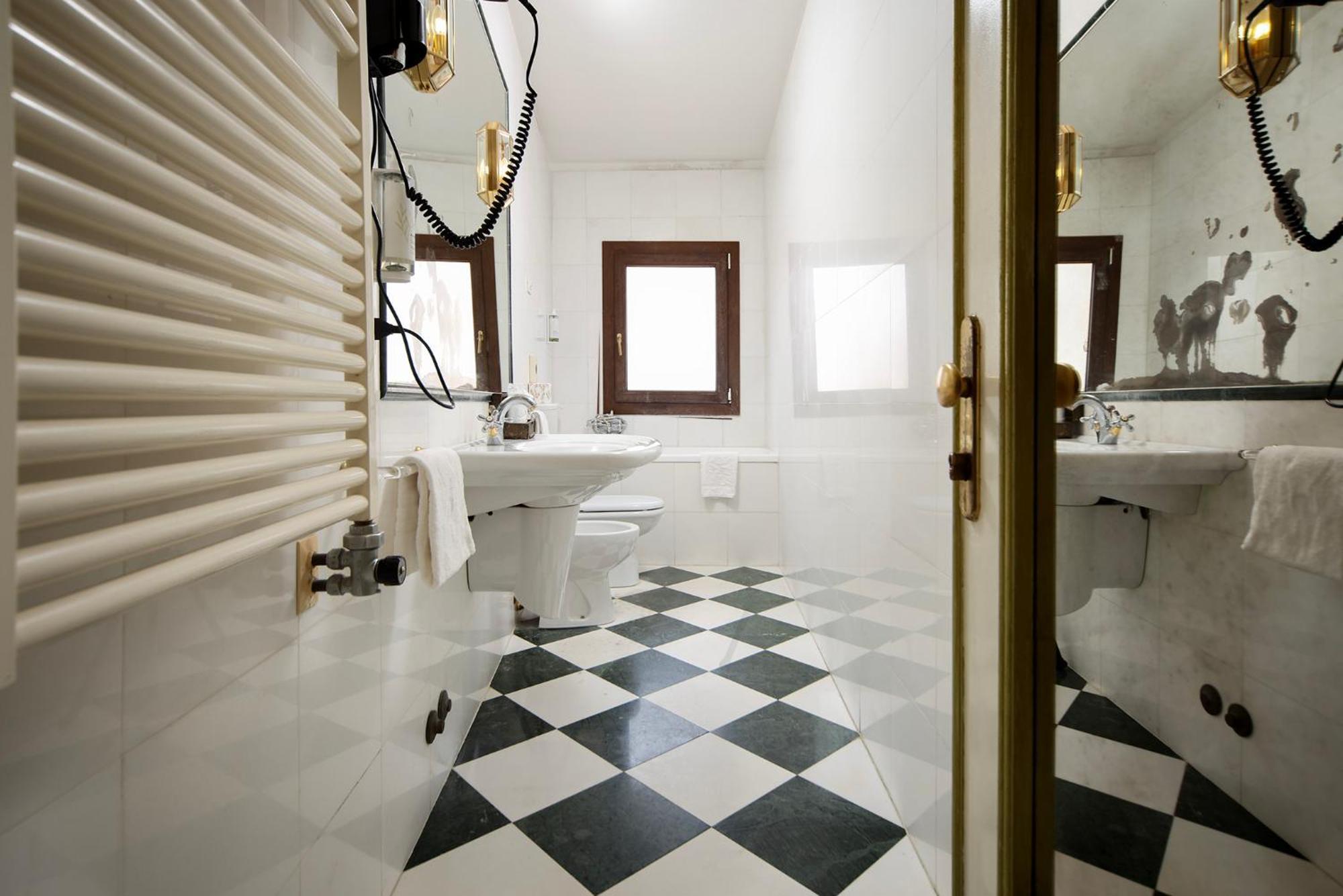 Guest house Antica 3*