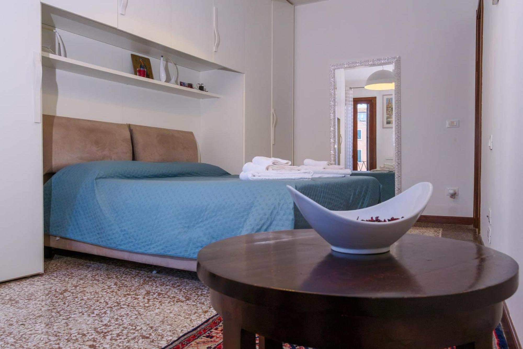 Ca Doge Marin Apartment
