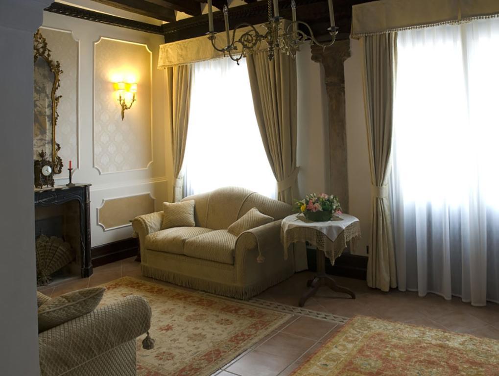 Ca' Cavalli * Venice