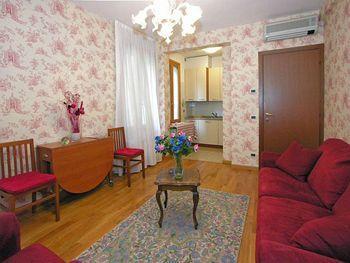 Residenza Goldoni Acomodação com café da manhã  3*