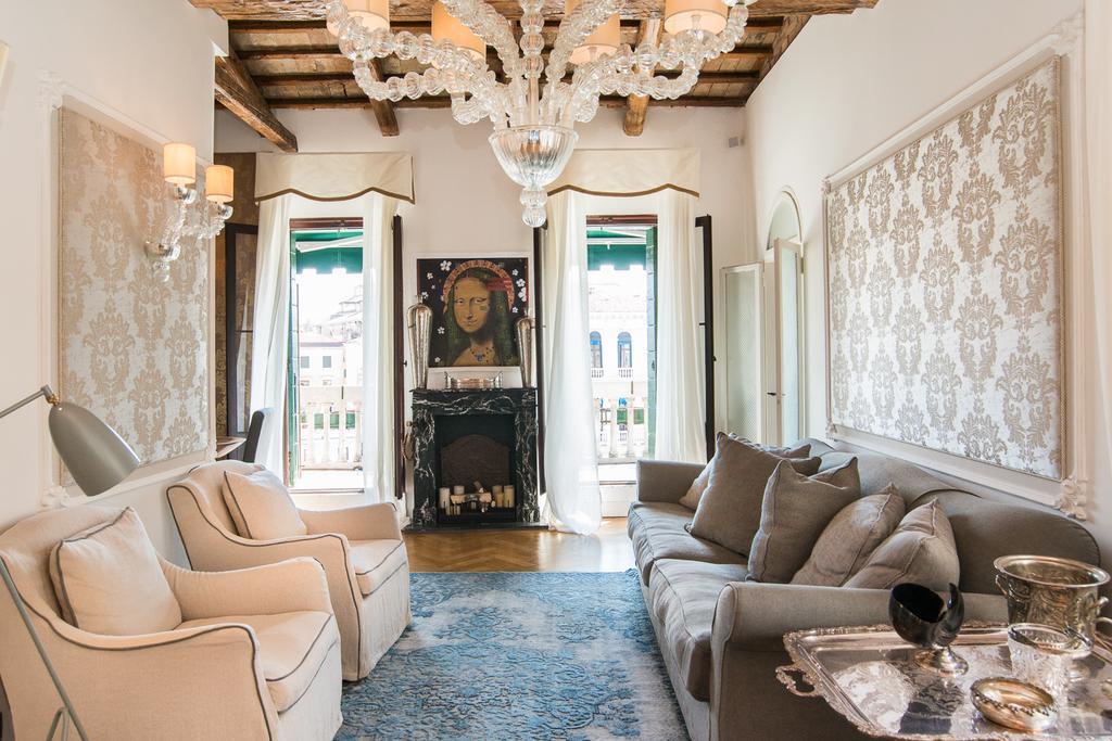 Rialto Terrace On The Grand Canal Apartment *